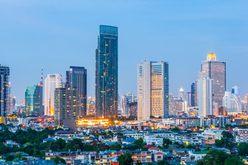 Fototapeta na wymiar Twilight view bangkok city.