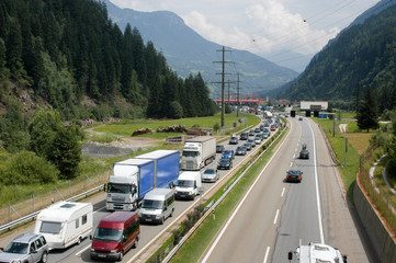 vehicles waiting in line for entering Gotthard tunnel