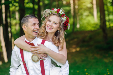 Fototapeta premium bride and groom in wedding day walk