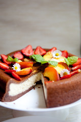 Chocolate cheesecake with fruits
