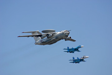Самолеты на Параде Победы. 9 мая 2009 года.