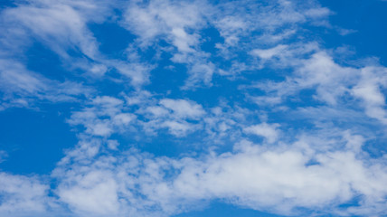 Fototapeta premium Beautiful blue sky