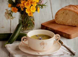 slow food  - vegetarian soup cream of zucchini