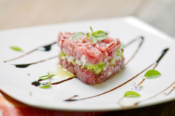 TARTARE DE BOEUF