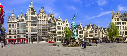 Fotobehang Antwerpen, België. plein van de oude stad © Freesurf