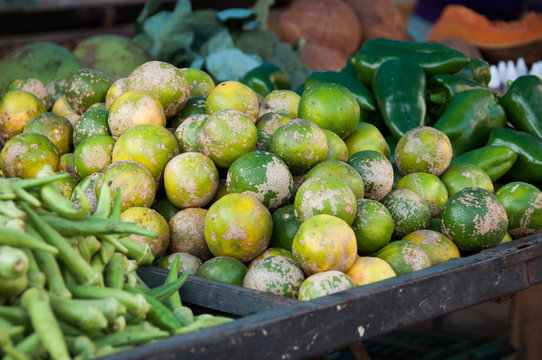 Fresh Lime for Sale in the Market