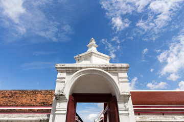 Fototapeta premium Arched entrance