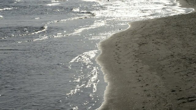 Sonnenaufgang an der Ostsee mit Buhnen