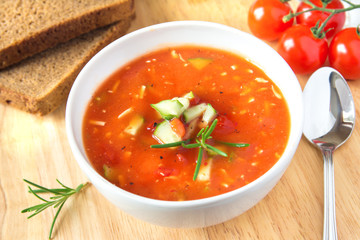 cold tomato soup gazpacho