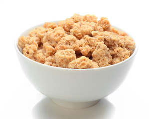 white bowl with cereals