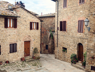 Fototapeta na wymiar Old medieval small town Monticchiello in Tuscany