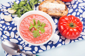 tomatoes soup
