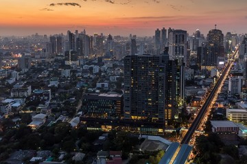 Obraz premium Twilight on Bangkok city