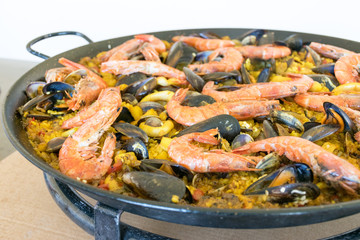 Paella de arroz