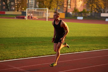 Obraz premium Athletic man start