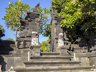 Fototapeta na wymiar Entrance to heat the guardians, Bali Indonesia