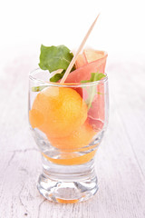 appetizer,melon and prosciutto