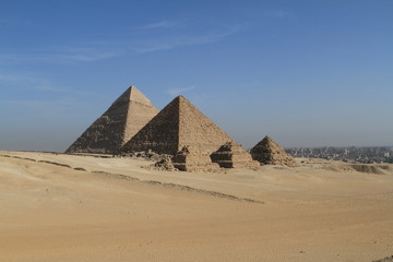 Die Pyramiden und Sphinx von Gizeh in Ägypten
