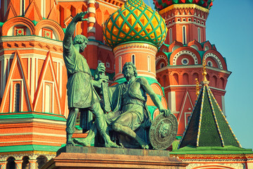 Fototapeta na wymiar Minin and Pozharsky on the background of St. Basil's Cathedral