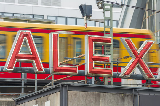 Detail auf dem Alexanderplatz in Berlin