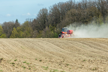 Sowing the corn © Stockr