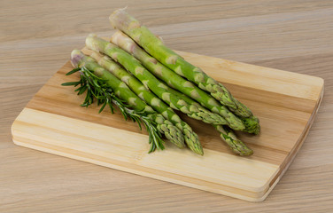 Raw asparagus