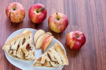 fresh baked sliced apple pie