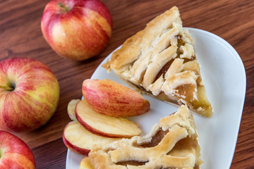 fresh baked sliced apple pie