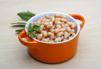 White canned beans