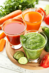 Fresh tomato, carrot and cucumber juice