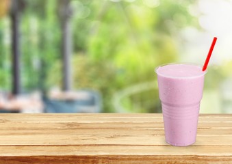 Cup, takeaway, plastic.