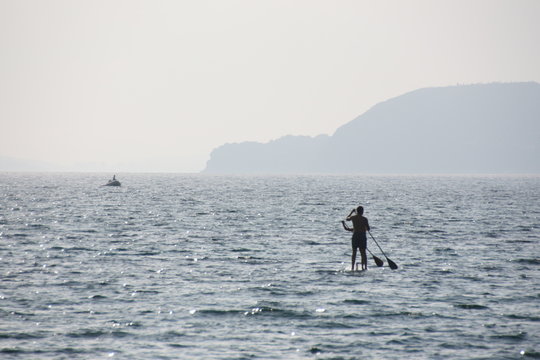 Stand up paddling am Meer 