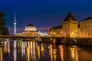 Berliner Ansicht bei Nacht © kentauros