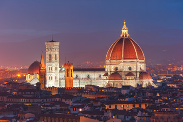 Fototapeta na wymiar Duomo Santa Maria Del Fiore in Florence, Italy