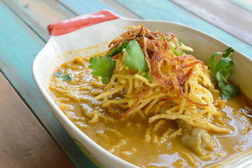 Khao Soi (Northern Thai Noodle Curry Soup)
