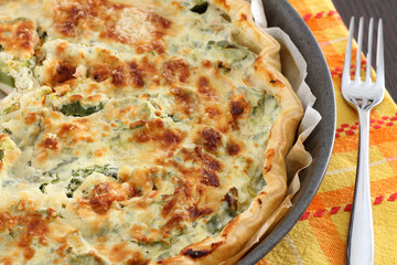 Quiche with zucchini and salmon