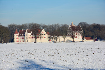 Jagdschloss Gr&uuml;nau in Neuburg
