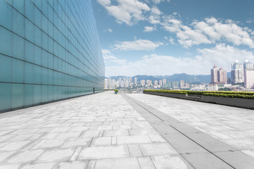 Fototapeta premium empty road near modern building
