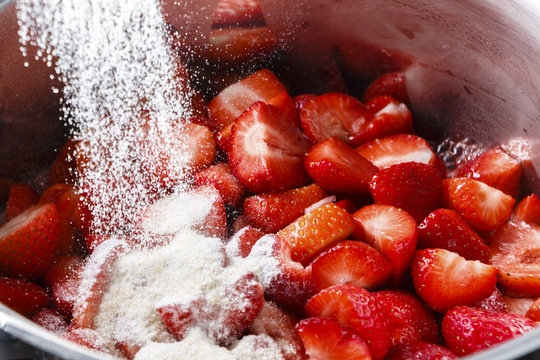 Erdbeermarmelade kochen