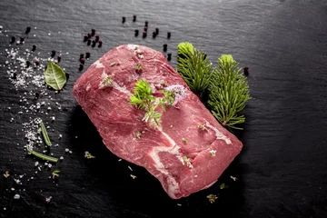 Plexiglas foto achterwand Slab of wild boar steak for roasting © exclusive-design