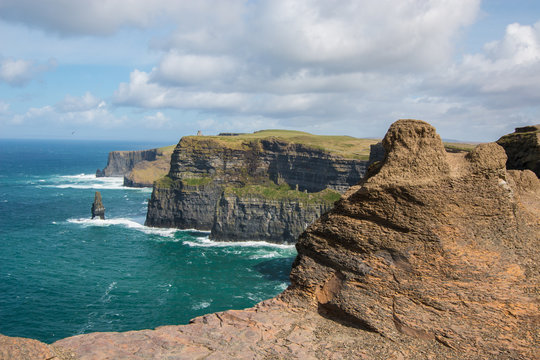 Cliffs of Moher (Aillte an Mhothair) Ireland © pixs:sell