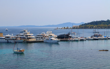 Fototapeta na wymiar Boat harbor in Corfu Town