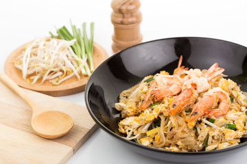 Pad thai, Thia food