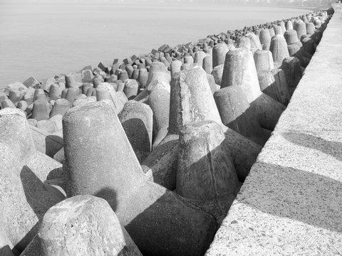 MUMBAI NARIMAN POINT SHORELINE