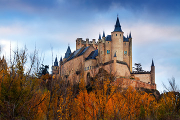 Fototapeta premium Autumn view of Castle