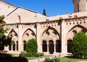 Fototapeta premium Gothic cloister of Tarragona Cathedral