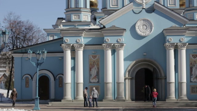 Before entering the Russian Cathedral