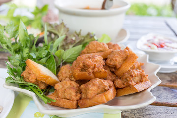 bread with minced pork