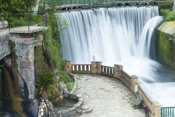 Obraz premium Falls on the river