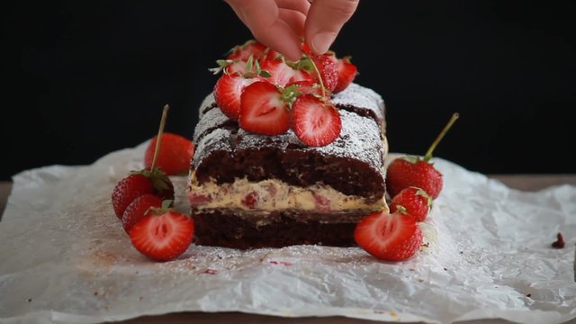 strawberries cake - friuts cake